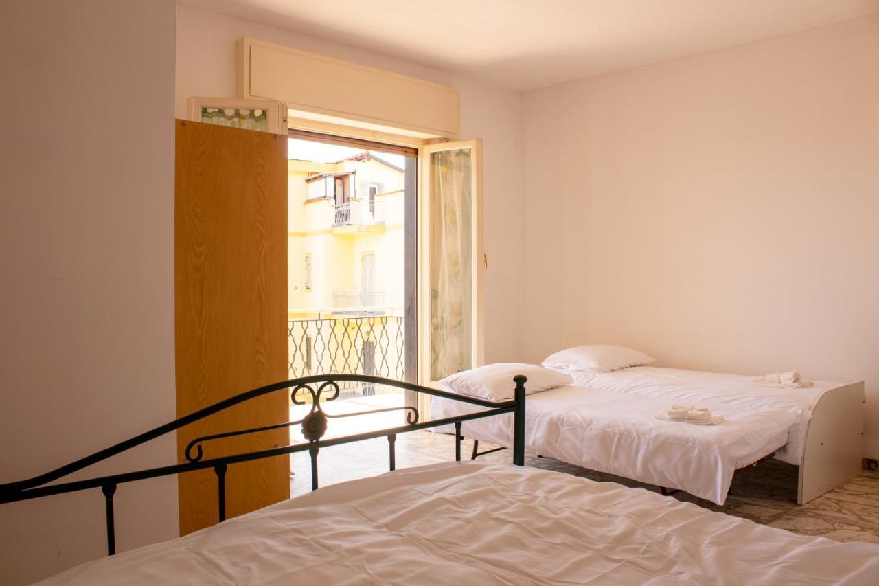 Posto Auto Gratuito Relax A 30 Metri Dal Mare Apartment Riva Ligure Exterior photo