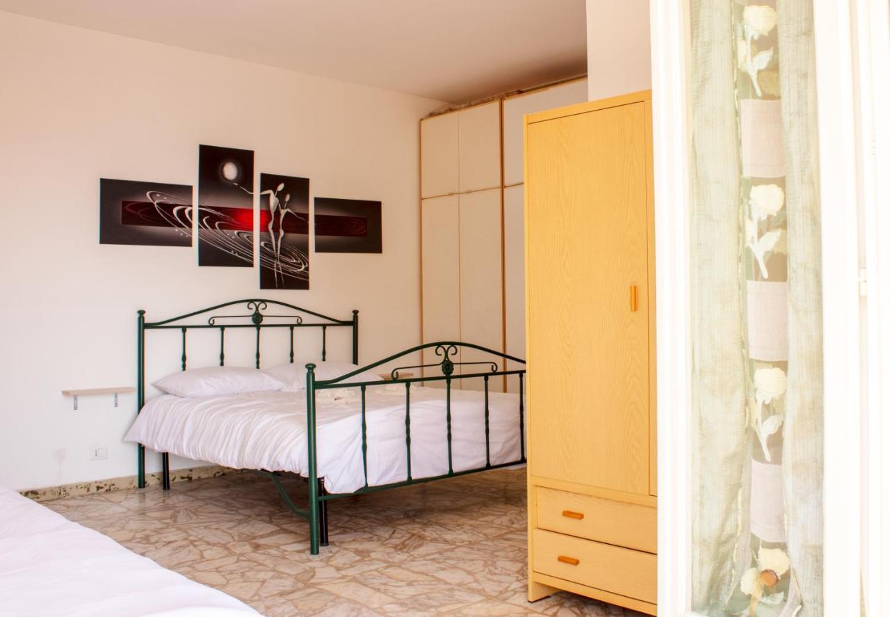 Posto Auto Gratuito Relax A 30 Metri Dal Mare Apartment Riva Ligure Exterior photo